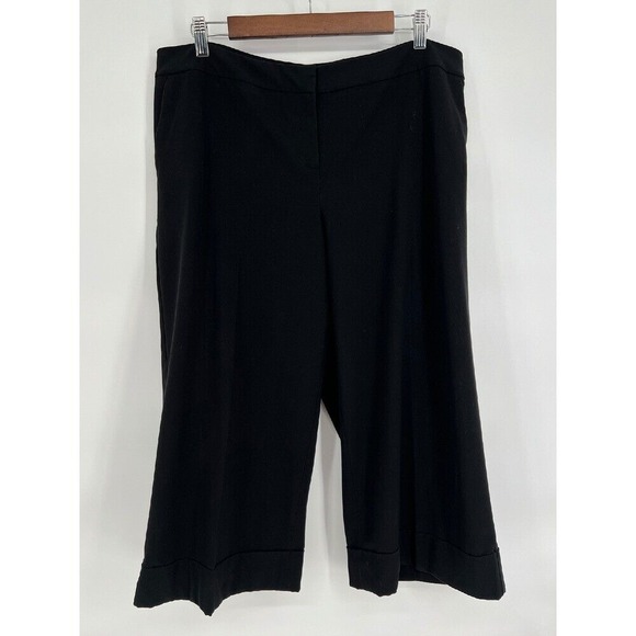 Lane Bryant Black Capri Pants Cropped Cuffed Stretch Career‎ Size 16 - Picture 1 of 10